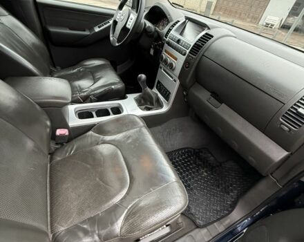 Синий Ниссан Навара, объемом двигателя 0 л и пробегом 156 тыс. км за 5200 $, фото 4 на Automoto.ua