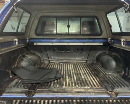 Синій Ніссан Навара, об'ємом двигуна 2.5 л та пробігом 200 тис. км за 5500 $, фото 3 на Automoto.ua