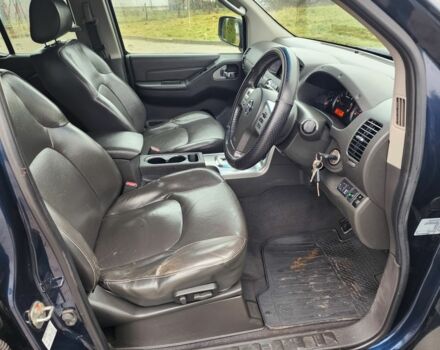 Синій Ніссан Навара, об'ємом двигуна 2.5 л та пробігом 166 тис. км за 7628 $, фото 14 на Automoto.ua