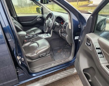 Синій Ніссан Навара, об'ємом двигуна 2.5 л та пробігом 166 тис. км за 7628 $, фото 13 на Automoto.ua