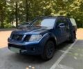 Синій Ніссан Навара, об'ємом двигуна 2.5 л та пробігом 250 тис. км за 8350 $, фото 1 на Automoto.ua