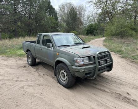 Зелений Ніссан Навара, об'ємом двигуна 2.5 л та пробігом 270 тис. км за 3650 $, фото 2 на Automoto.ua