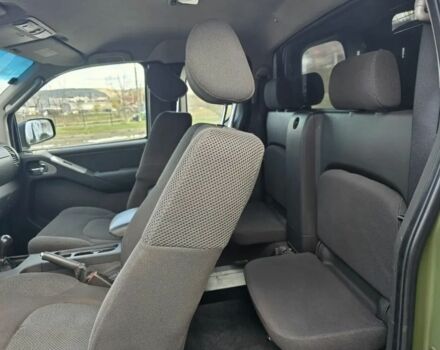 Зелений Ніссан Навара, об'ємом двигуна 2.5 л та пробігом 230 тис. км за 5920 $, фото 5 на Automoto.ua