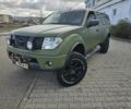 Зелений Ніссан Навара, об'ємом двигуна 2.5 л та пробігом 230 тис. км за 5920 $, фото 1 на Automoto.ua