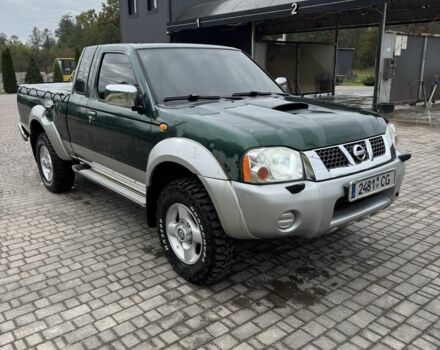 Зеленый Ниссан Навара, объемом двигателя 2.5 л и пробегом 250 тыс. км за 5300 $, фото 1 на Automoto.ua
