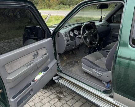 Зеленый Ниссан Навара, объемом двигателя 2.5 л и пробегом 250 тыс. км за 5700 $, фото 4 на Automoto.ua