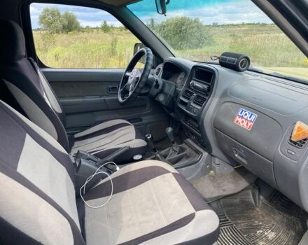 Зелений Ніссан Навара, об'ємом двигуна 2.5 л та пробігом 280 тис. км за 5300 $, фото 7 на Automoto.ua