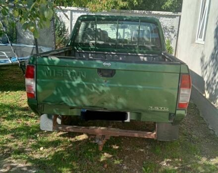 Зеленый Ниссан Навара, объемом двигателя 2.5 л и пробегом 220 тыс. км за 1742 $, фото 5 на Automoto.ua