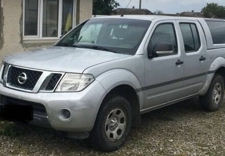 Зеленый Ниссан Навара, объемом двигателя 2.5 л и пробегом 220 тыс. км за 1742 $, фото 8 на Automoto.ua