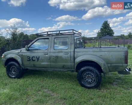 Зелений Ніссан Навара, об'ємом двигуна 2.5 л та пробігом 236 тис. км за 5800 $, фото 4 на Automoto.ua