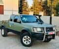 Зелений Ніссан Навара, об'ємом двигуна 2.5 л та пробігом 200 тис. км за 4200 $, фото 1 на Automoto.ua