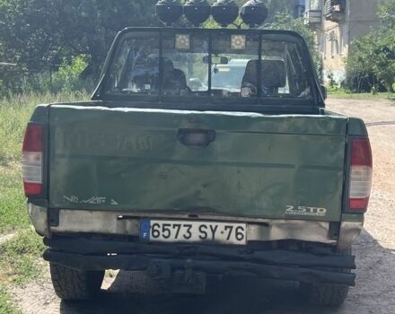 Зелений Ніссан Навара, об'ємом двигуна 2.5 л та пробігом 283 тис. км за 3500 $, фото 2 на Automoto.ua