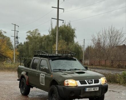 Зеленый Ниссан Навара, объемом двигателя 2.5 л и пробегом 189 тыс. км за 4200 $, фото 2 на Automoto.ua