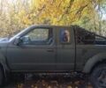 Зелений Ніссан Навара, об'ємом двигуна 2.5 л та пробігом 777 тис. км за 2600 $, фото 1 на Automoto.ua