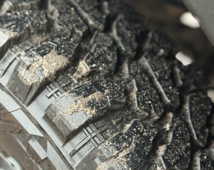 Зеленый Ниссан Навара, объемом двигателя 2.5 л и пробегом 189 тыс. км за 4200 $, фото 5 на Automoto.ua