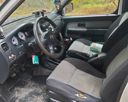 Зеленый Ниссан Навара, объемом двигателя 2.5 л и пробегом 261 тыс. км за 5001 $, фото 6 на Automoto.ua