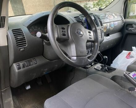 Зеленый Ниссан Навара, объемом двигателя 2.5 л и пробегом 191 тыс. км за 5500 $, фото 9 на Automoto.ua