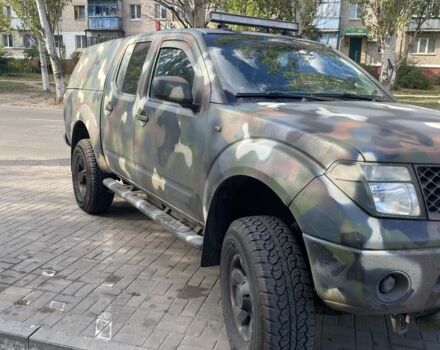 Зеленый Ниссан Навара, объемом двигателя 2.5 л и пробегом 191 тыс. км за 5500 $, фото 2 на Automoto.ua