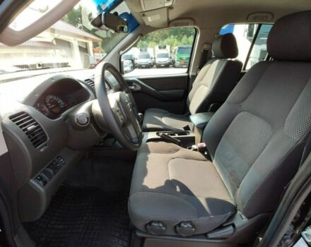 Зеленый Ниссан Навара, объемом двигателя 2.5 л и пробегом 220 тыс. км за 2479 $, фото 11 на Automoto.ua