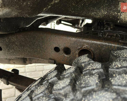 Зеленый Ниссан Навара, объемом двигателя 2.5 л и пробегом 300 тыс. км за 5800 $, фото 17 на Automoto.ua