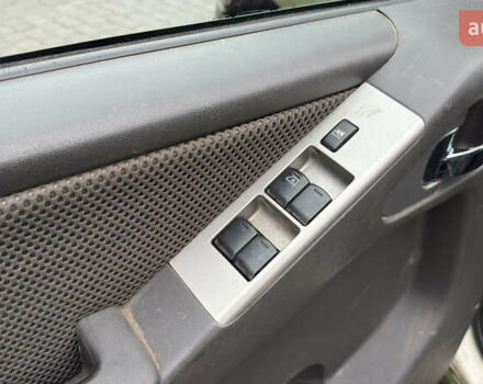 Зеленый Ниссан Навара, объемом двигателя 2.5 л и пробегом 300 тыс. км за 5800 $, фото 24 на Automoto.ua