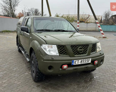 Зеленый Ниссан Навара, объемом двигателя 2.5 л и пробегом 300 тыс. км за 5800 $, фото 12 на Automoto.ua