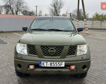 Зеленый Ниссан Навара, объемом двигателя 2.5 л и пробегом 300 тыс. км за 5800 $, фото 13 на Automoto.ua
