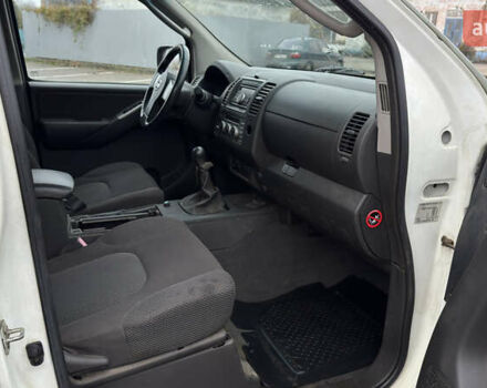 Зеленый Ниссан Навара, объемом двигателя 2.5 л и пробегом 300 тыс. км за 5800 $, фото 38 на Automoto.ua