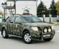 Зеленый Ниссан Навара, объемом двигателя 2.5 л и пробегом 250 тыс. км за 7254 $, фото 1 на Automoto.ua