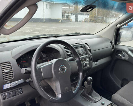 Зеленый Ниссан Навара, объемом двигателя 2.5 л и пробегом 300 тыс. км за 5800 $, фото 23 на Automoto.ua