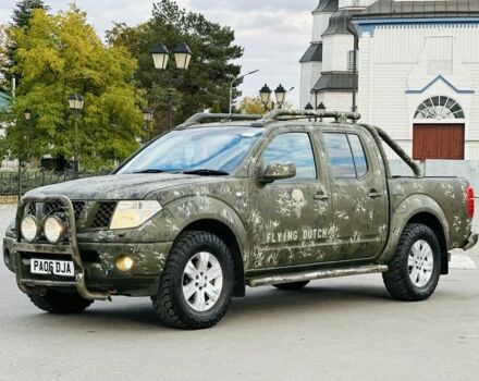 Зеленый Ниссан Навара, объемом двигателя 2.5 л и пробегом 250 тыс. км за 7254 $, фото 7 на Automoto.ua