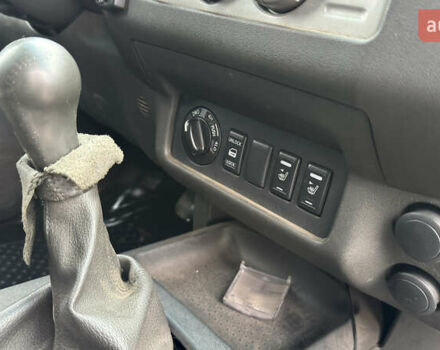 Зеленый Ниссан Навара, объемом двигателя 2.5 л и пробегом 300 тыс. км за 5800 $, фото 41 на Automoto.ua