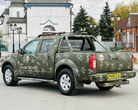 Зеленый Ниссан Навара, объемом двигателя 2.5 л и пробегом 250 тыс. км за 7254 $, фото 8 на Automoto.ua