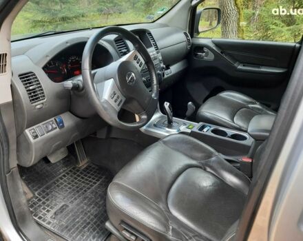 Зелений Ніссан Навара, об'ємом двигуна 2.5 л та пробігом 244 тис. км за 2700 $, фото 4 на Automoto.ua