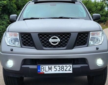 Зеленый Ниссан Навара, объемом двигателя 2.5 л и пробегом 200 тыс. км за 3200 $, фото 4 на Automoto.ua