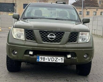Зеленый Ниссан Навара, объемом двигателя 2.49 л и пробегом 325 тыс. км за 7000 $, фото 1 на Automoto.ua