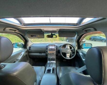 Зеленый Ниссан Навара, объемом двигателя 2.5 л и пробегом 186 тыс. км за 5600 $, фото 10 на Automoto.ua