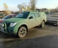 Зеленый Ниссан Навара, объемом двигателя 2.5 л и пробегом 167 тыс. км за 5906 $, фото 1 на Automoto.ua