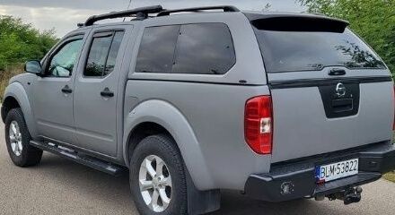 Зеленый Ниссан Навара, объемом двигателя 2.5 л и пробегом 200 тыс. км за 3200 $, фото 1 на Automoto.ua