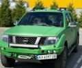Зеленый Ниссан Навара, объемом двигателя 2.49 л и пробегом 151 тыс. км за 19500 $, фото 1 на Automoto.ua