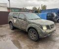 Зелений Ніссан Навара, об'ємом двигуна 2 л та пробігом 250 тис. км за 4200 $, фото 1 на Automoto.ua