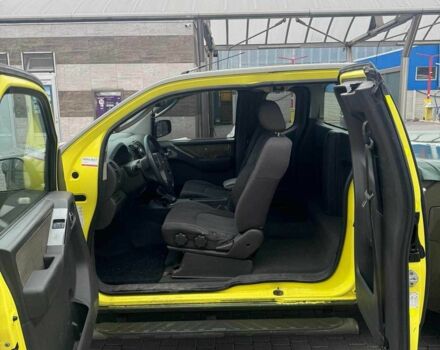 Зеленый Ниссан Навара, объемом двигателя 2.5 л и пробегом 325 тыс. км за 7000 $, фото 9 на Automoto.ua