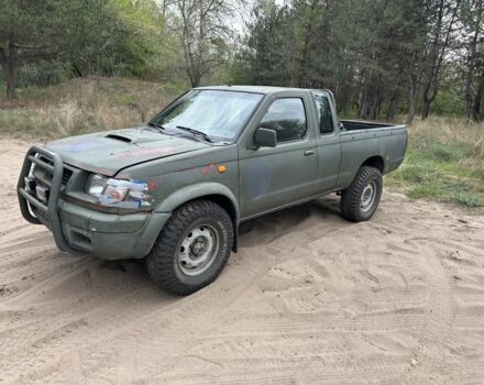 Зелений Ніссан Навара, об'ємом двигуна 2.5 л та пробігом 270 тис. км за 3650 $, фото 1 на Automoto.ua