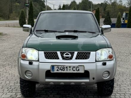 Зеленый Ниссан Навара, объемом двигателя 2.5 л и пробегом 250 тыс. км за 5700 $, фото 1 на Automoto.ua
