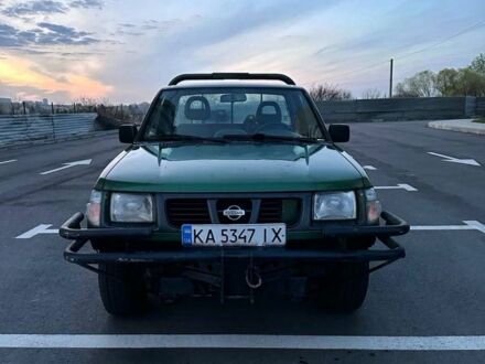 Ниссан Навара 2002 в Харькове на Automoto.ua Зеленый Ниссан Навара, объемом двигателя 2.5 л и пробегом 300 тыс. км за 2400 $, фото 1 на Automoto.ua