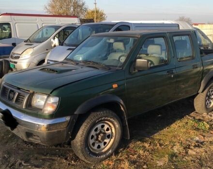 Зелений Ніссан Навара, об'ємом двигуна 2.5 л та пробігом 220 тис. км за 1741 $, фото 1 на Automoto.ua