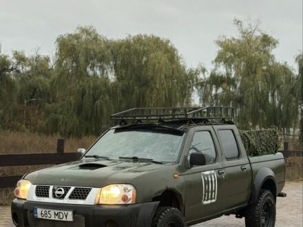 Зеленый Ниссан Навара, объемом двигателя 2.5 л и пробегом 189 тыс. км за 4200 $, фото 1 на Automoto.ua