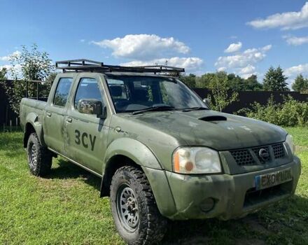 Зелений Ніссан Навара, об'ємом двигуна 2.5 л та пробігом 236 тис. км за 5800 $, фото 1 на Automoto.ua