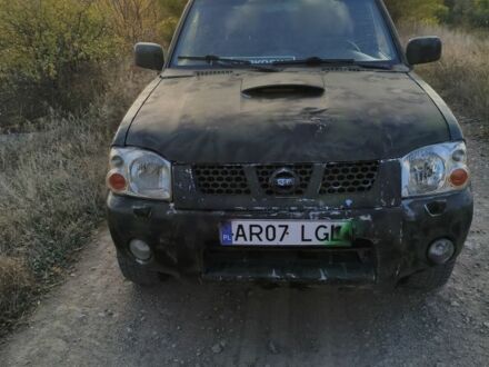 Зелений Ніссан Навара, об'ємом двигуна 0 л та пробігом 303 тис. км за 3597 $, фото 1 на Automoto.ua