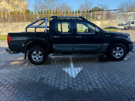 Зелений Ніссан Навара, об'ємом двигуна 0 л та пробігом 230 тис. км за 14000 $, фото 1 на Automoto.ua